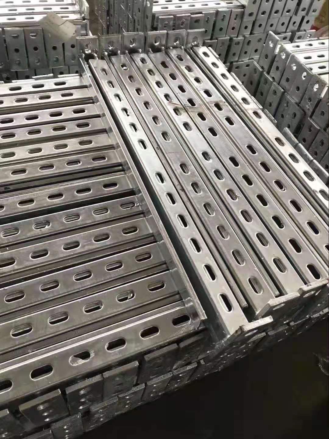 光伏防水支架原理